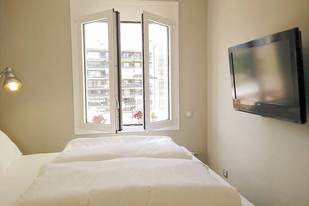 Appartement entier, Sunny terrace 3Br luxury Penthouse - Ferran Batik in Sarrià-Sant Gervasi, Barcelone