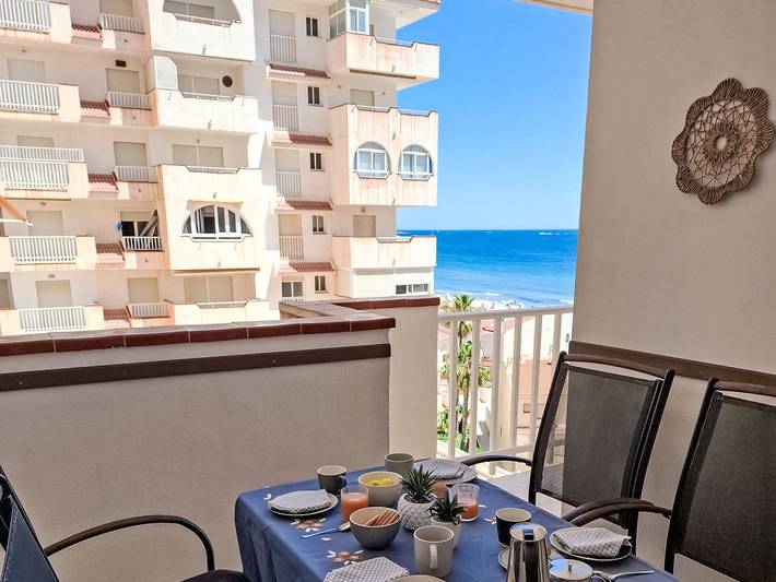 Gîte pour 5 personnes, avec bassin pour enfant et terrasse dans La Manga del Mar Menor