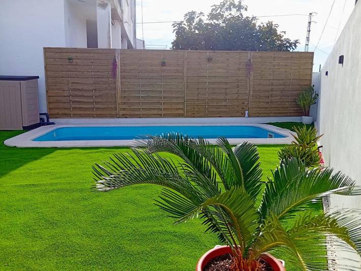 Holiday home for 6 people, with view and pool as well as garden - 1