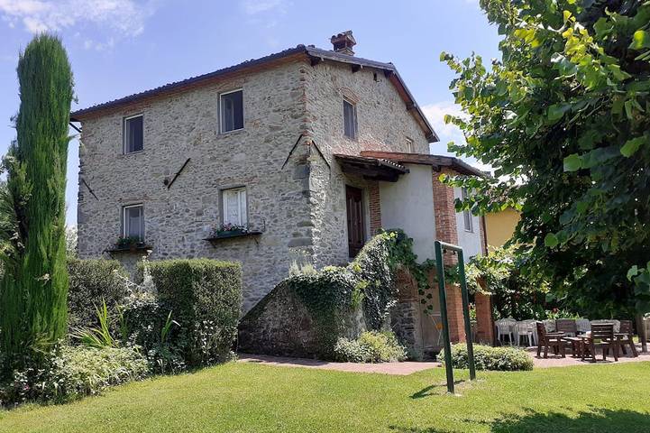 Agriturismo per 10 persone, con giardino - 1