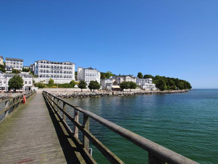 Ferienwohnung für 4 Personen, mit Seeblick und Balkon, mit Haustier in Sassnitz