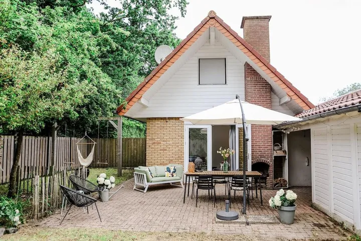 Vakantiehuis voor 5 personen, with terras and zwembad as well as tuin, met huisdier - 1