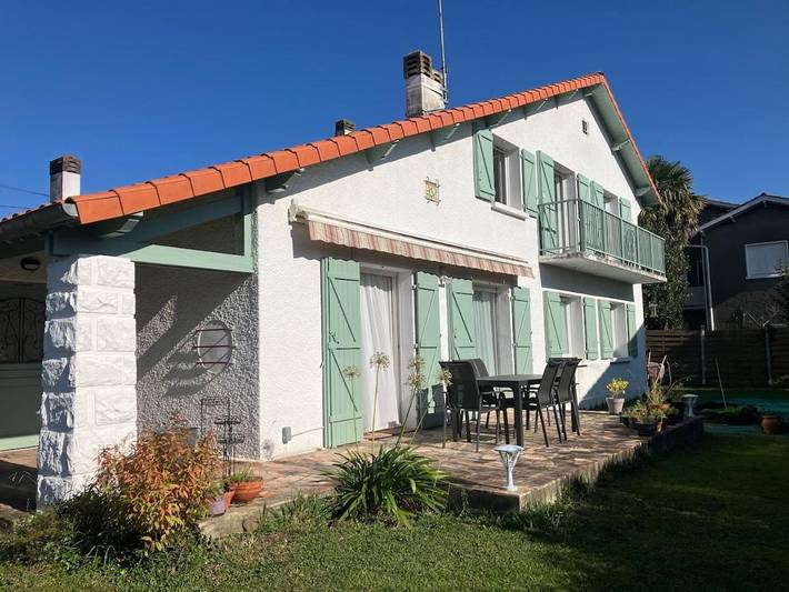 Appartement de vacances pour 6 personnes, avec jardin