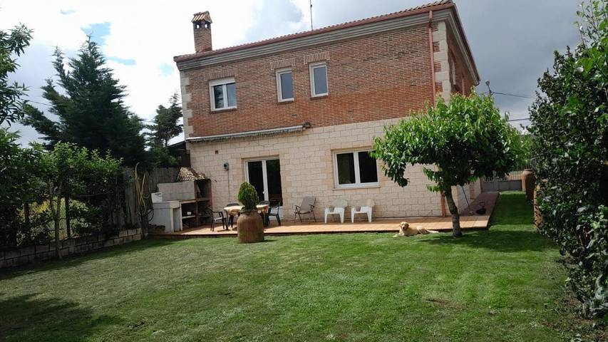 Albergue para 2 personas, con terraza y jardín en Provincia de Burgos