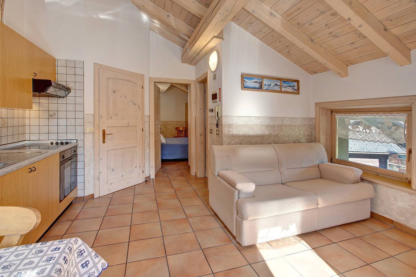 Ganze Wohnung, Ferienwohnung 'Lorenza 2 Baite Giotto' mit Bergblick, Gemeinschaftsgarten und Wlan in Livigno (Stadt), Livigno