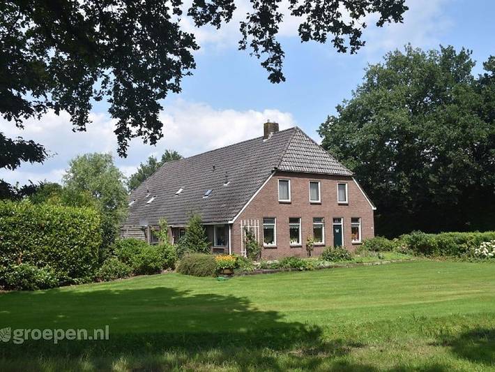 Vakantiehuis voor 15 personen, with Balkon/Terras and Terras as well as Tuin in Ruinen