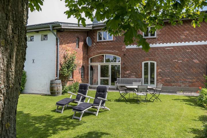 Ferienwohnung für 4 Personen, mit Garten und Sauna in Steinbergkirche