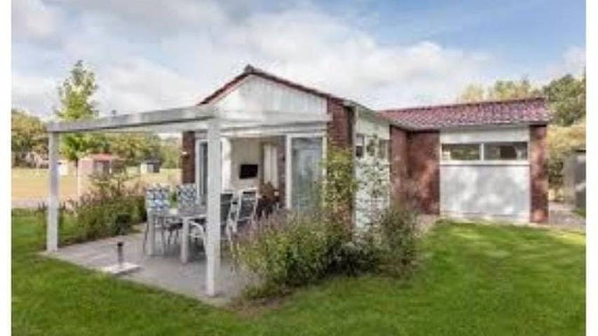 Ferienhaus für 4 Personen, mit Terrasse und Garten in Schüttorf