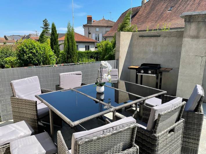 Gîte pour 10 personnes, avec terrasse à Gramat - 4