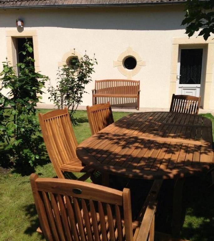 Location de vacances pour 24 personnes, avec terrasse, animaux acceptés à Saint-Satur