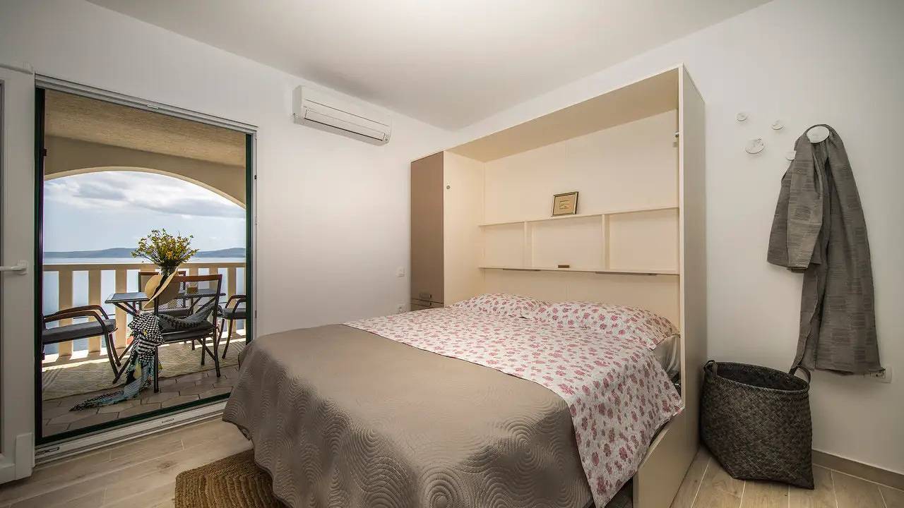 Ganze Ferienwohnung, Ferienwohnung für 4 Personen (35 m²) in Pisak in Pisak, Omis-Riviera