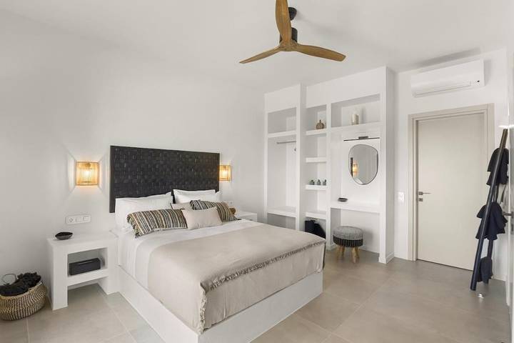 Villa pour 6 personnes, avec piscine ainsi que terrasse et vue, animaux acceptés dans Antiparos - 4