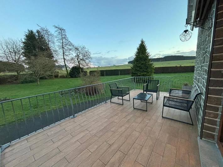 Genießen Sie in der Villa De Miguel einen angenehmen Moment mit der Familie oder in Carlsbourg, Paliseul