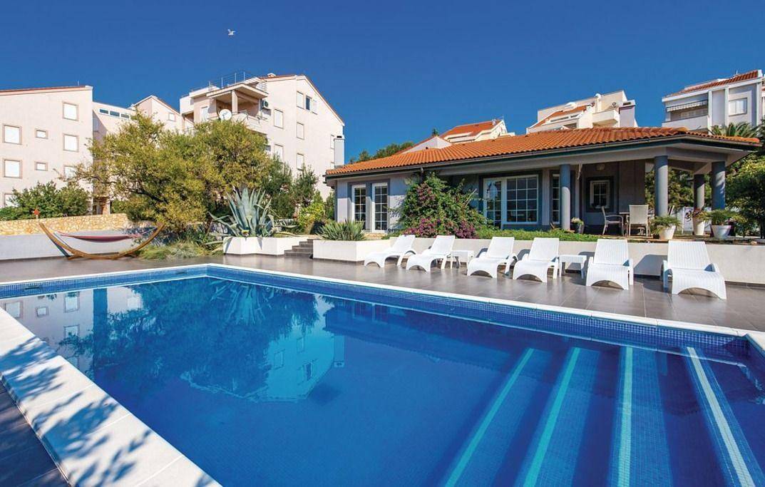 Holiday Home Antonija with Private pool in Novalja, Pag Island