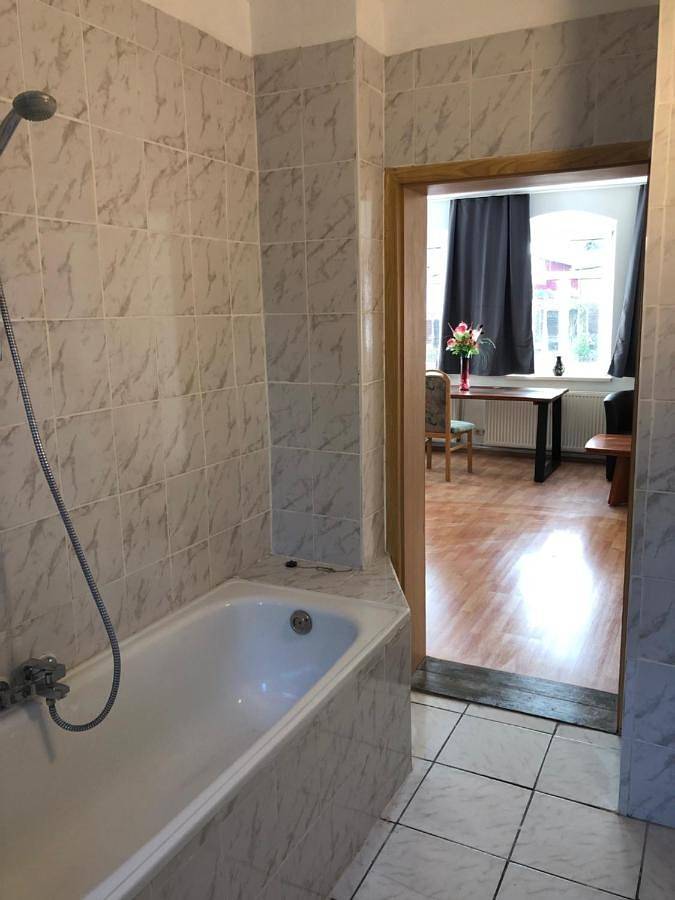 Ferienwohnung für 4 Personen, mit Garten und Ausblick in Zwickau - 3