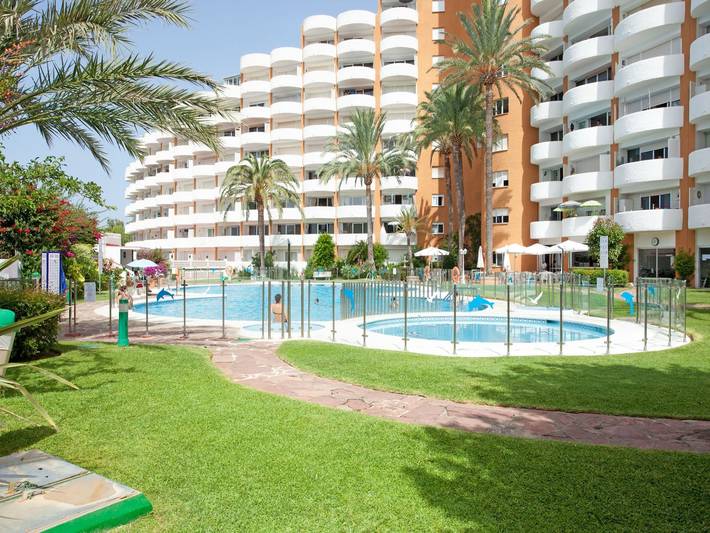 Ferienhaus für 2 Personen, mit Terrasse und Garten sowie Pool - 1