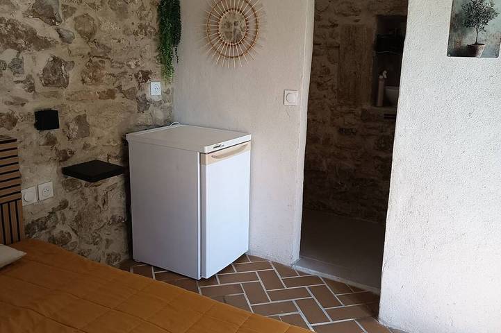 The Little Fig Tree Room in Aramon, Nimes und Umgebung