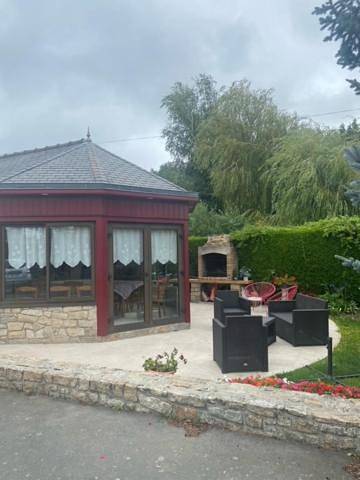 Gîte pour 3 personnes, avec Terrasse et Jacuzzi ainsi que Jardin et Vue à Pleudihen-sur-Rance - 2