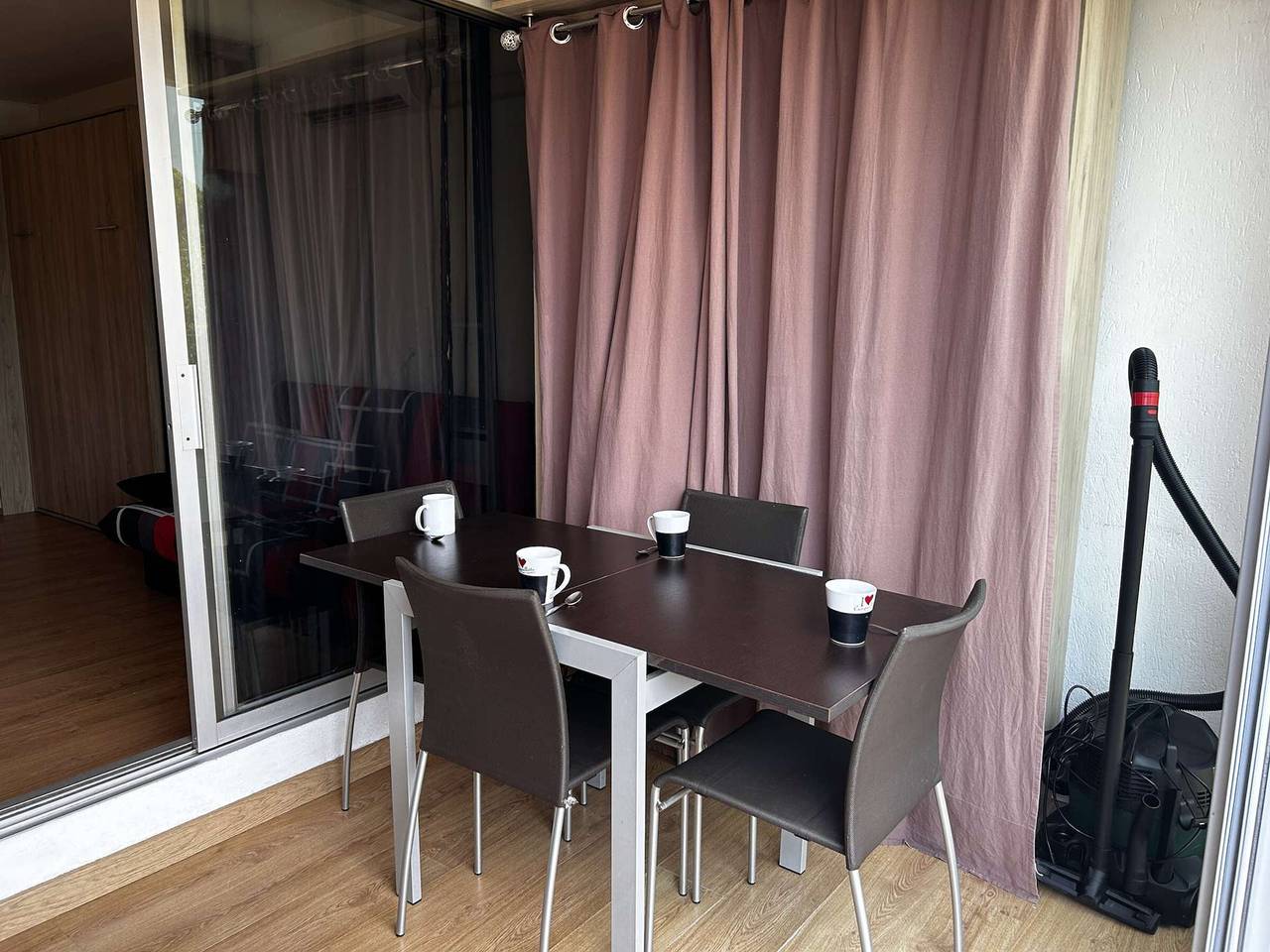 Appartement entier, Appartement confortable avec piscine près de Port Camargue in Port Camargue, Le Grau-du-Roi
