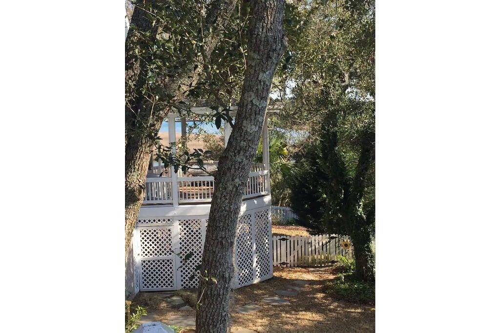 The Love Shack in Ogden (Wilmington), New Hanover County