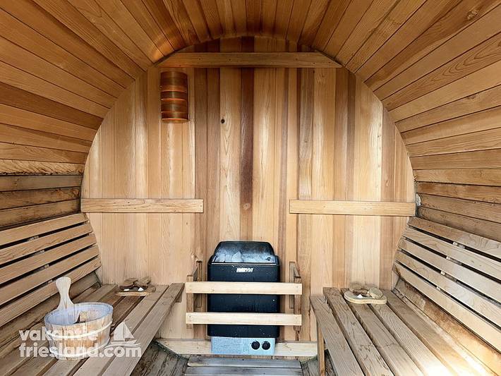 Vakantiefriesland — Ferienhaus Woudsend mit Sauna und Whirlpool in Woudsend, Ijsselmeer