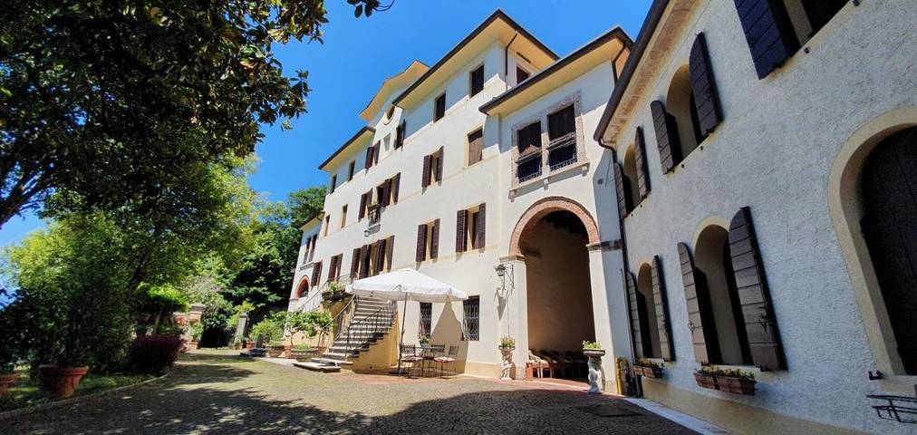 B&b, con Terrazza e Giardino nonché Panorama a Asolo