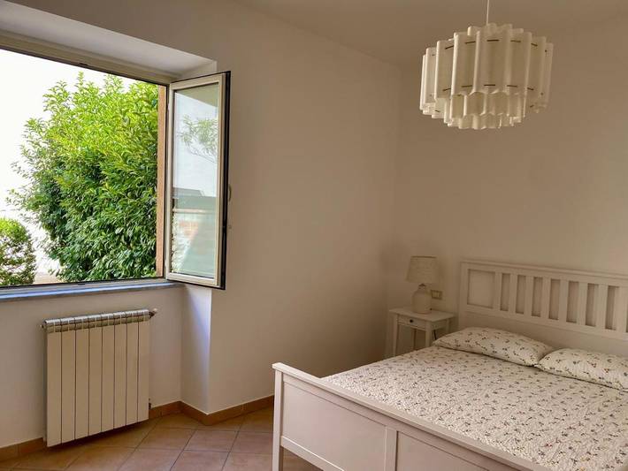 Apartamento de vacaciones para 6 personas, con jardín además de vistas y balcón - 1