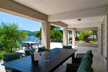 Villa für 8 Personen in Povlija, Selca und Sumartin, Brac, Bild 2