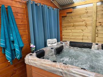 Lodge pour 2 personnes, avec jardin et jacuzzi sur l' Île de la Réunion