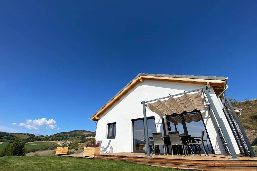 La Vue de L’Aigle – charmant chalet avec vue panoramique sur les montagnes in Jarjayes, Région de Gap