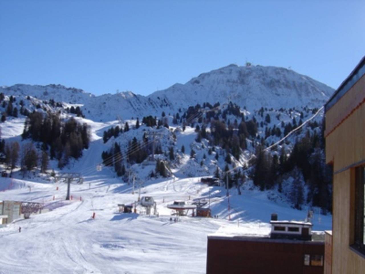 Appartement entier, Appartement au pied des pistes avec Wifi, vue sur Mont Blanc in Plagne Centre, La Plagne-Tarentaise