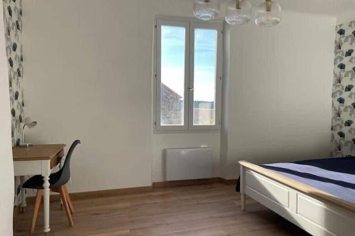 Location de vacances pour 6 personnes, avec Terrasse à Cornillon-Confoux - 4