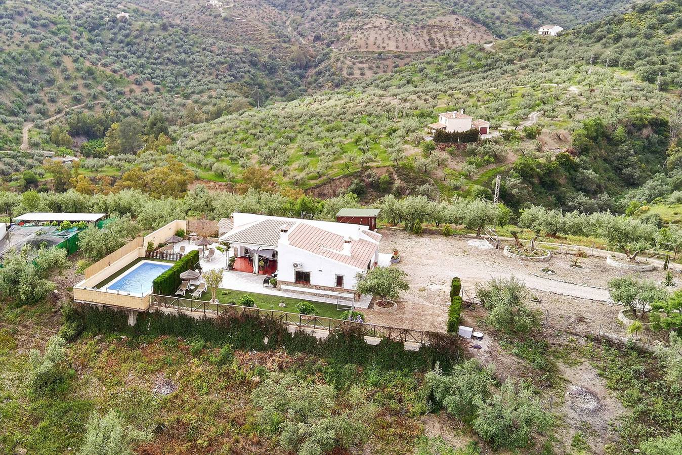 Casa Vacacional 'Encanto Rural' con Vistas a la Montaña, Wi-Fi y Aire Acondicionado in Riogordo, Provincia de Málaga