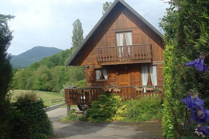 Maison de campagne pour 4 personnes, avec jardin et balcon à Breitenau (homonymie)