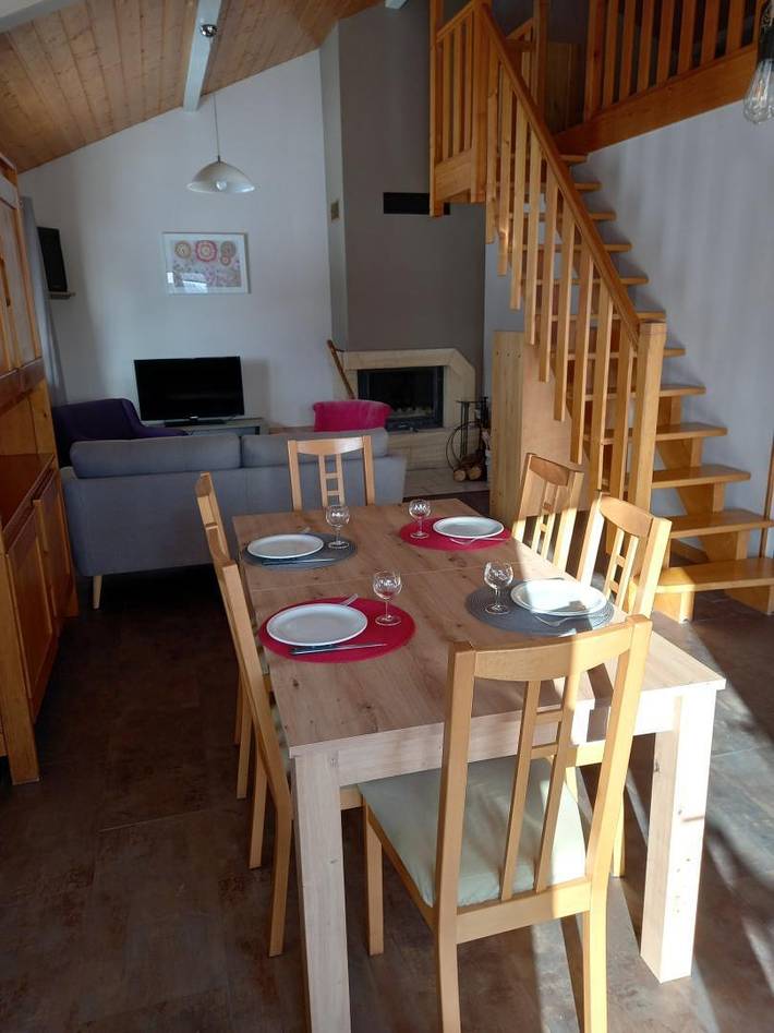 Gîte pour 4 personnes, avec jardin à Prénovel - 3