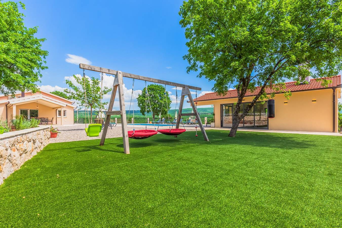 Villa Patria mit Medienraum, beheiztem Privatpool, Sommerküche, Fitnessraum in Makarska Riviera