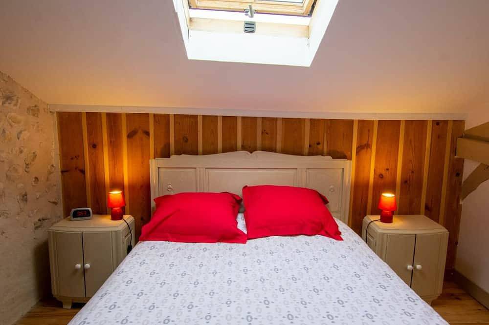 Maison de campagne avec piscine, proche de Périgueux – 2 chambres, Bbq, activités variées à proximité in Tocane-Saint-Apre, Périgord Blanc