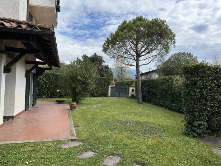 Ferienwohnung für 8 Personen, mit Garten in Forte dei Marmi - 2