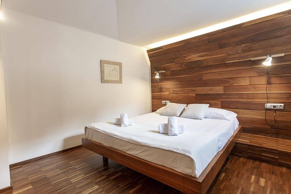 Entire apartment, Outdoor Comfort Àtic West in Andorra la Vella, Grandvalira