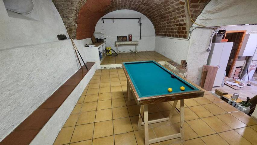 Location de vacances pour 8 personnes, avec jardin à Espolla - 2