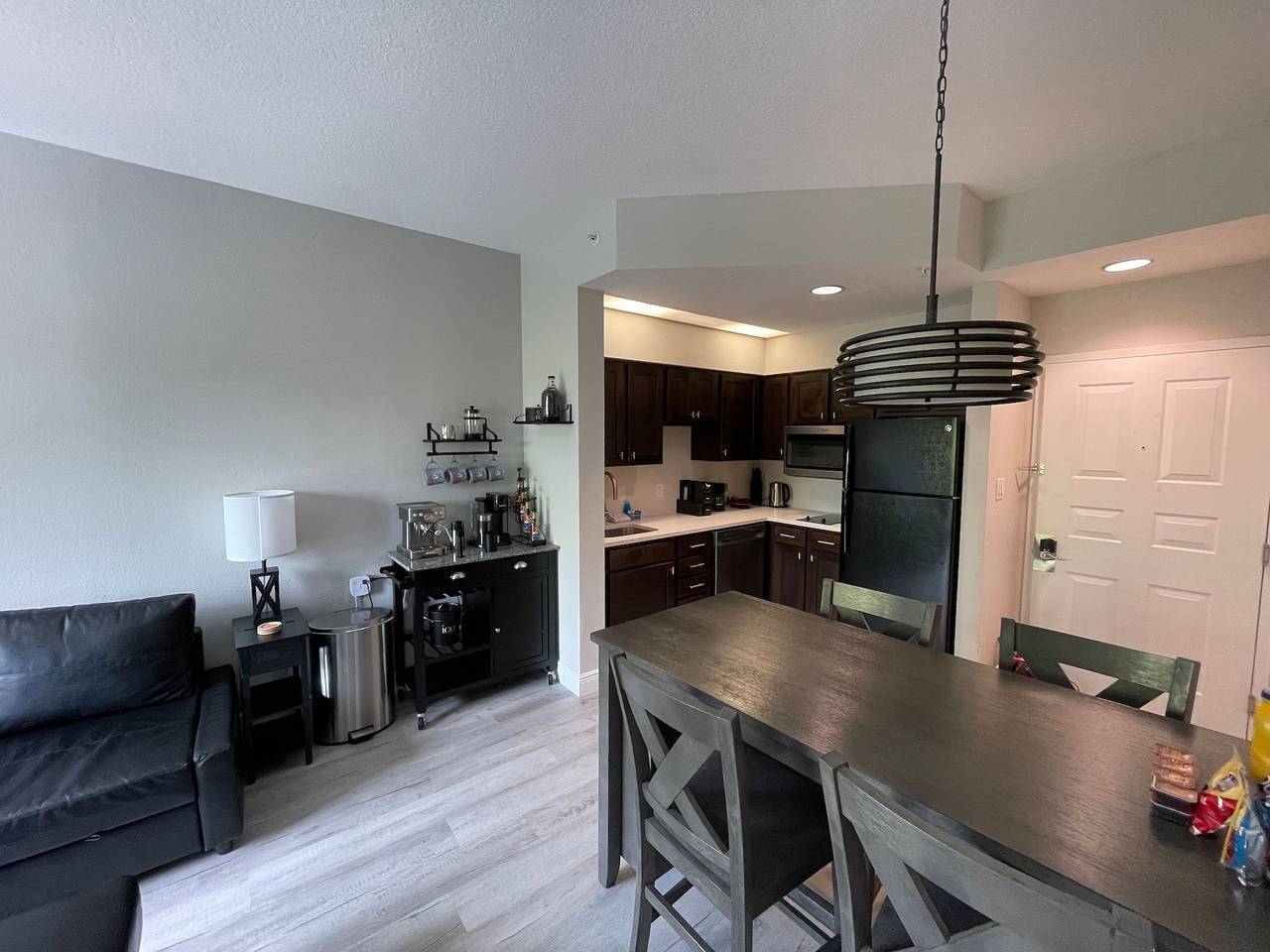 Apartamento entero, 7 Minutes to Disney Free Shuttle King & queen bed in Condado de Orange (FL)