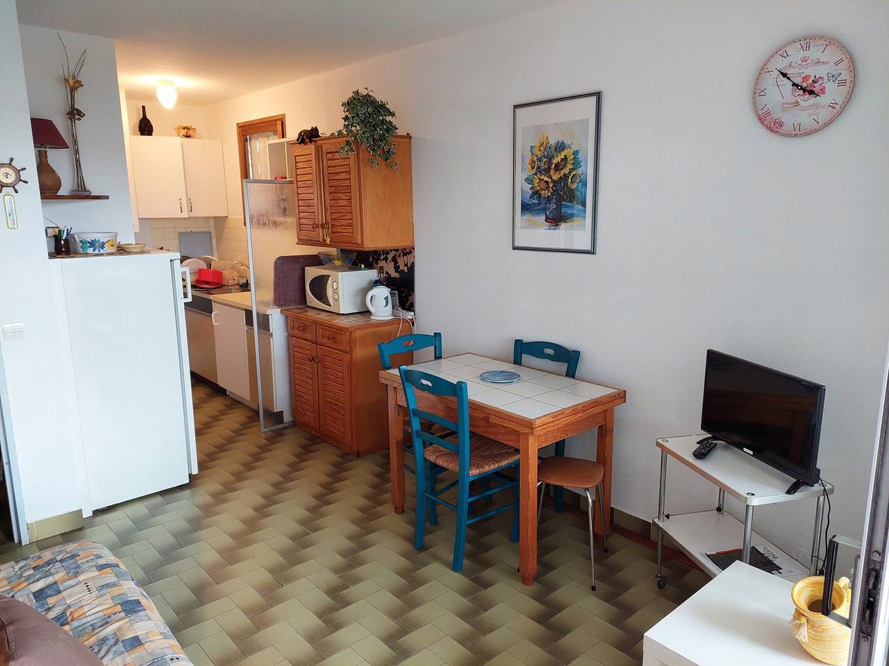 Entire studio, Studio cabin for 4 with parking in La Grande-Motte in La Grande-Motte, Mediterranean Coast (France)