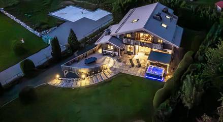 Gîte pour 10 personnes, avec vue et jardin à Châtillon-sur-Cluses