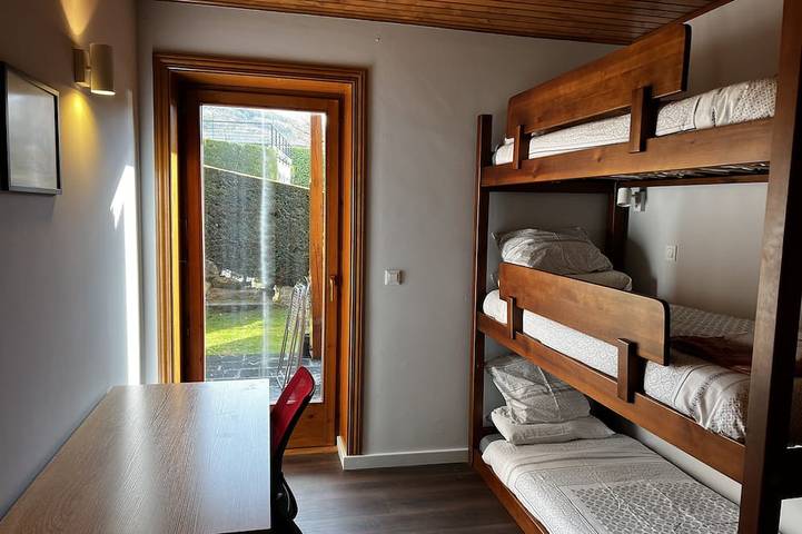 Gîte pour 5 personnes, avec piscine et jardin à Nahuja - 4