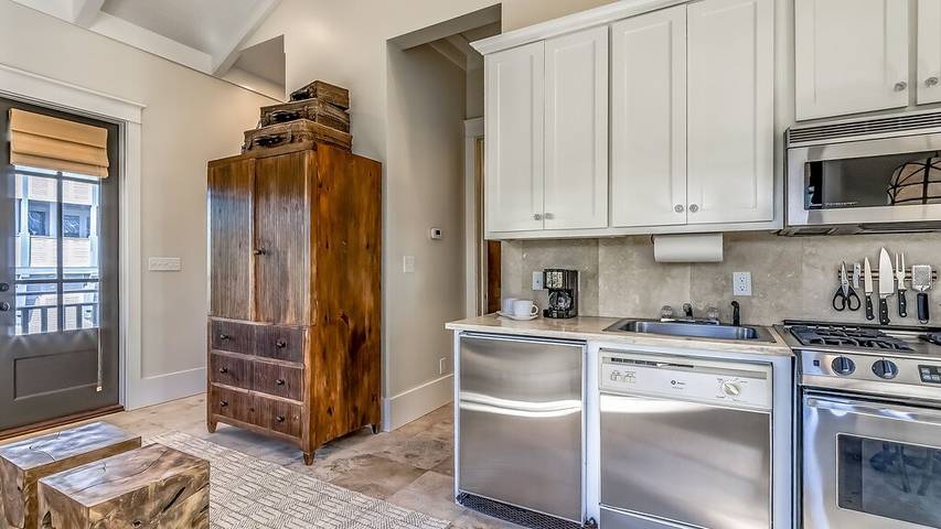 Bed and breakfast for 2 people, with pool and balcony in Florida