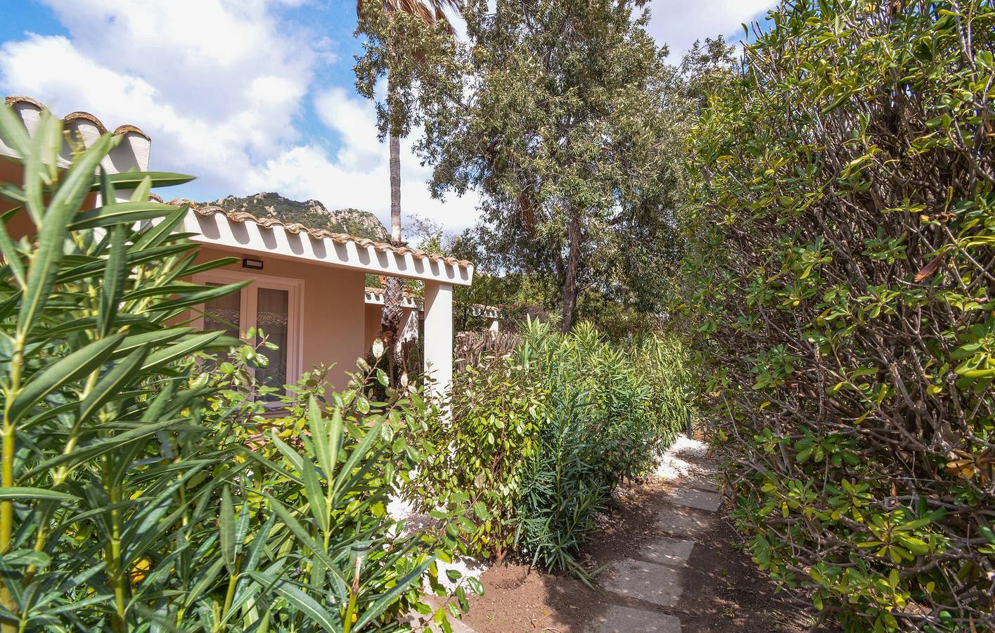 Ganze Ferienwohnung, Gemütliches Apartment mit Pool & Parkplatz - 500m zum Costa Rei Strand in Costa Rei, Muravera