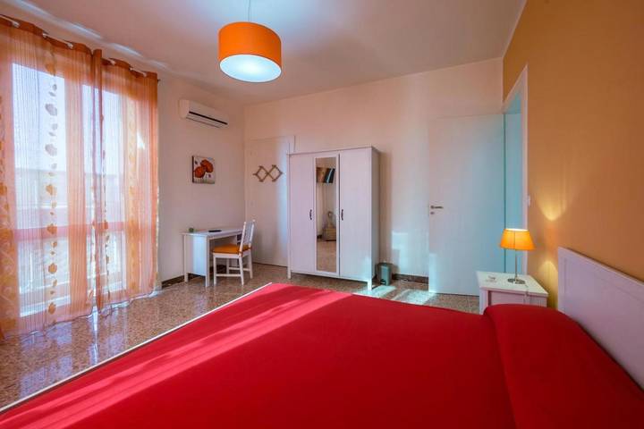 Chambre d’hôte pour 3 personnes, avec terrasse à Villa San Giovanni - 3
