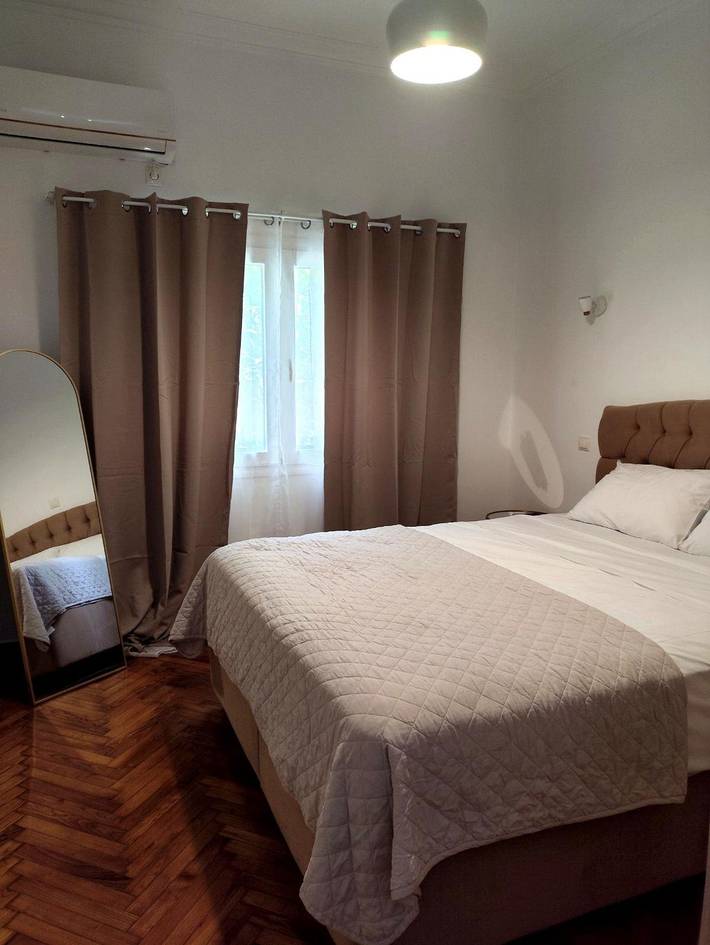 Ganze Wohnung, Ferienwohnung für 4 Personen mit Balkon in Nord-Athen, Athen