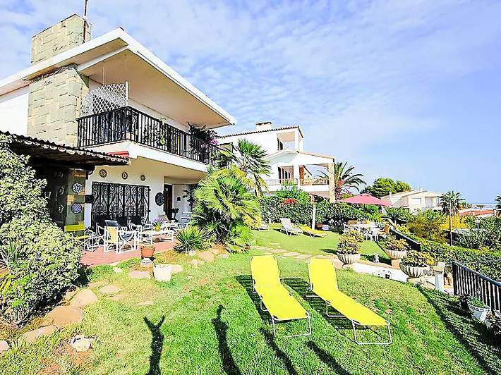 Chalet para 12 personas, con jardín y piscina en Bajo Penedés - 2
