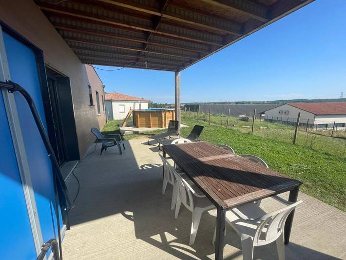 Maison de vacances pour 10 personnes, avec Terrasse ainsi que Jardin et Piscine